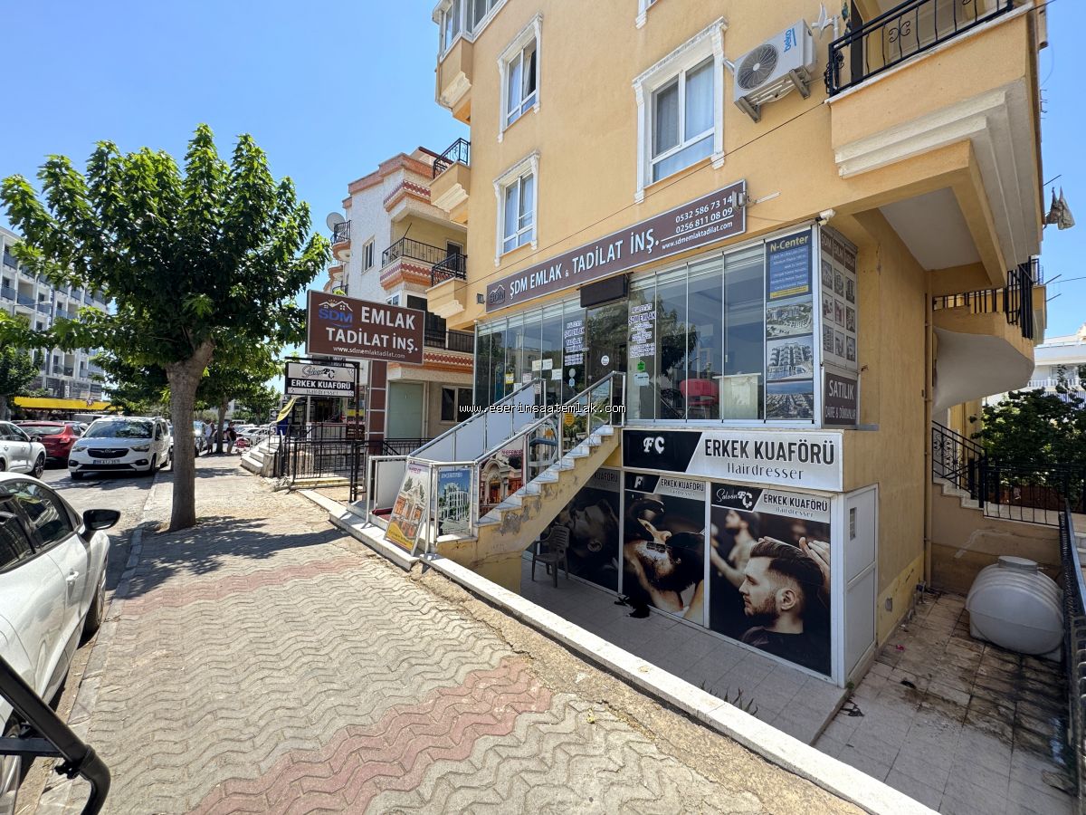 EGE CADDESİNE SIFIR KONUMDA CADDE CEPHELİ KİRACILI DÜKKAN