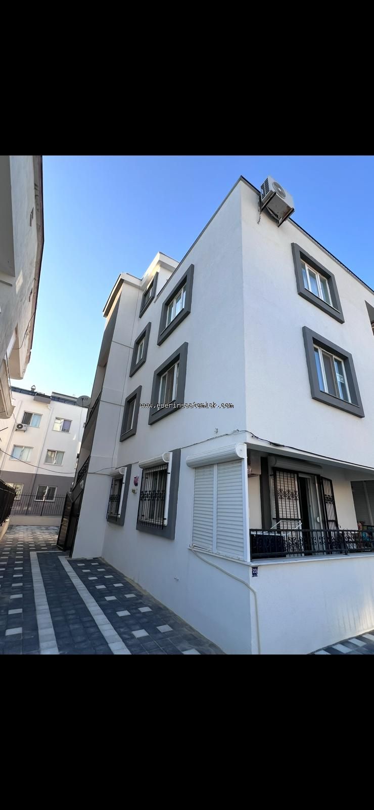 Didim Altınkum Da Denize 500 Mt.mesafede Satılık 3+1 Eşyalı Dubleks Daire