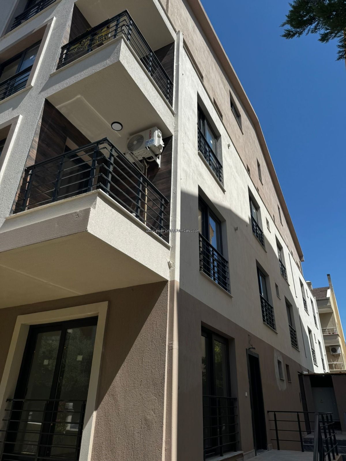 DİDİM EFELER MAH.MERKEZİ KONUMDA SATILIK ASANSÖRLÜ,SIFIR 1+1 DAİRE 3.350.000 TL